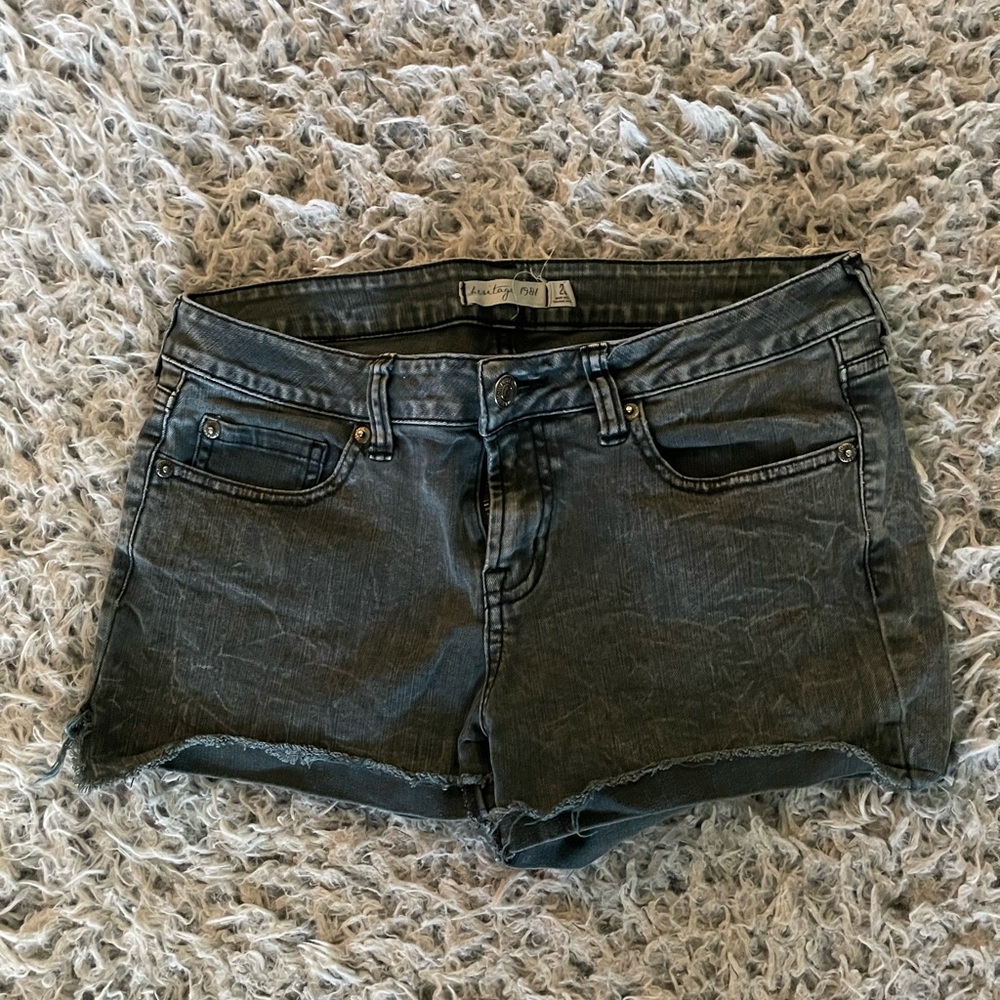 Heritage brand black Jean shorts juniors size 28 / 7